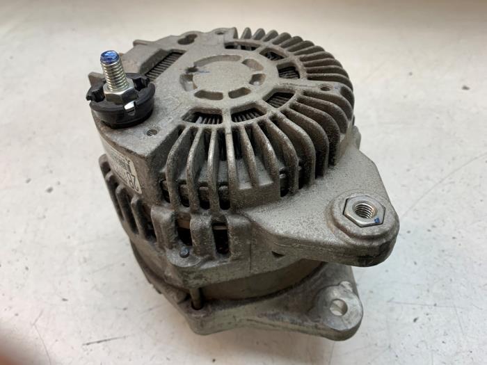 Begagnade Dynamo Nissan Micra (K13) 1.2 12V DIG-S Pris € 50,00 Marginaltabell erbjuds av Autodemontage van de Laar