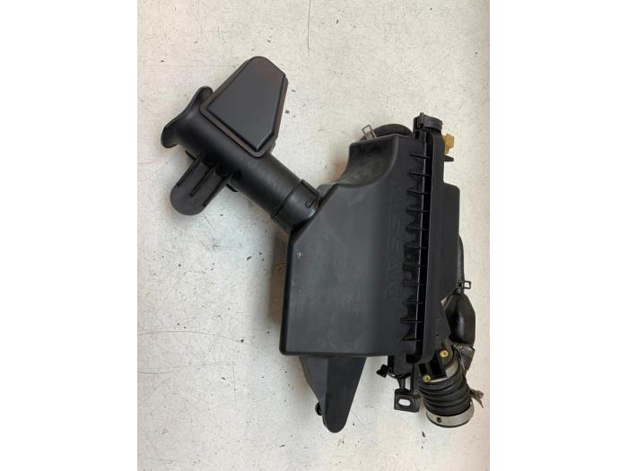 Begagnade Luftfilterhus Nissan Micra (K13) 1.2 12V DIG-S Pris € 40,00 Marginaltabell erbjuds av Autodemontage van de Laar