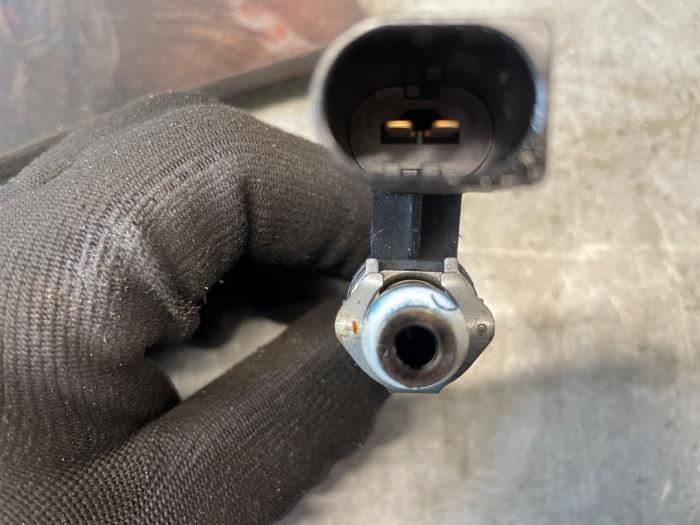 Insprutare (bensin) från en Volkswagen Scirocco (137/13AD) 1.4 TSI 122 16V 2012