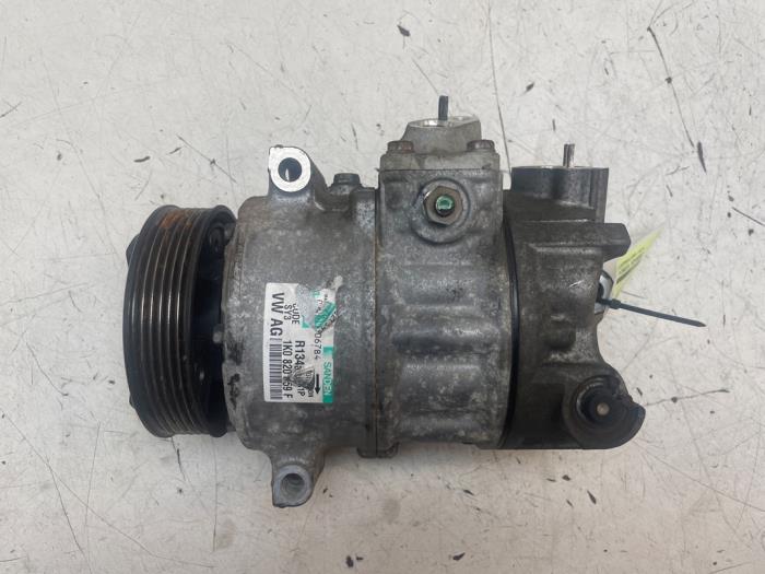 Usagé Pompe clim Volkswagen Golf V (1K1) 2.0 GTI 16V Prix € 125,00 Règlement à la marge proposé par Autodemontage van de Laar