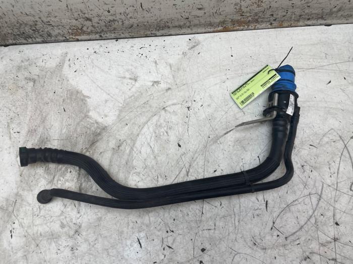 Gebrauchte Füllrohr adbluetank Ford Transit Connect (PJ2) 1.5 EcoBlue Preis € 50,00 Margenregelung angeboten von Autodemontage van de Laar