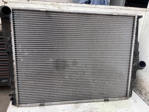 Usagé Radiateur BMW 3 serie Touring (E91) 318i 16V Prix € 50,00 Règlement à la marge proposé par Autodemontage van de Laar