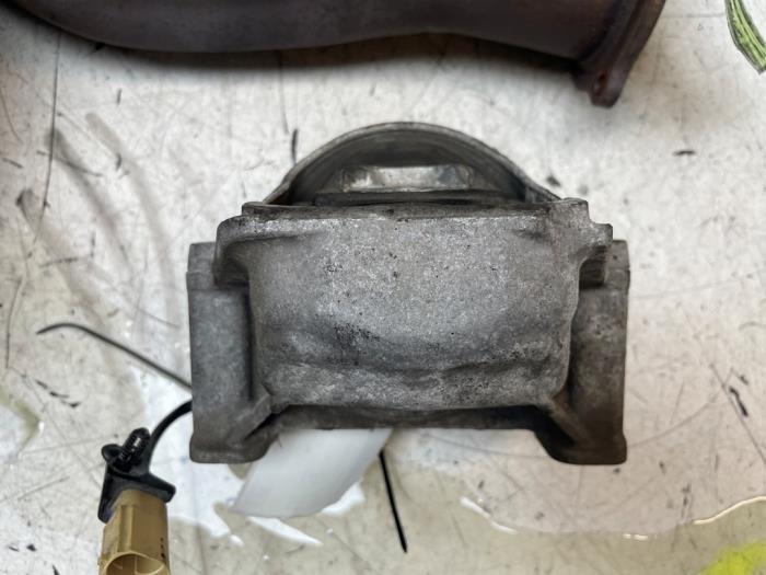 Used Engine mount Audi Q5 (8RB) 2.0 TFSI 16V Quattro Price € 50,00 Margin scheme offered by Autodemontage van de Laar