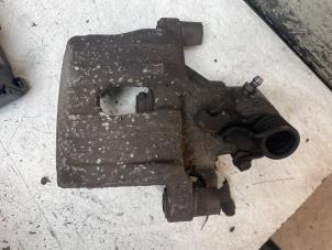 Gebrauchte Bremszange rechts hinten Ford Transit Connect (PJ2) 1.5 EcoBlue Preis auf Anfrage angeboten von Autodemontage van de Laar