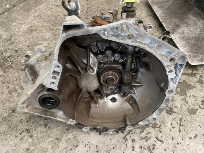 Gebrauchte Getriebe Peugeot 108 1.0 12V VVT-i Preis € 350,00 Margenregelung angeboten von Autodemontage van de Laar