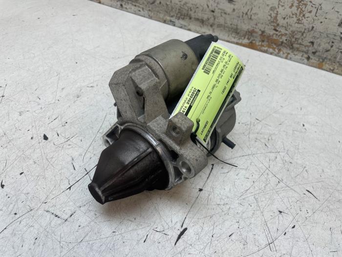 Begagnade Startmotor Peugeot 108 1.0 12V VVT-i Pris € 35,00 Marginaltabell erbjuds av Autodemontage van de Laar