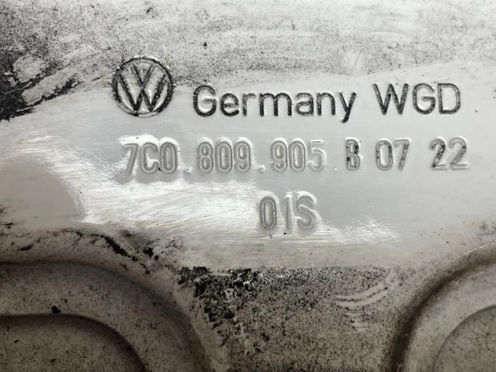 Tank cap cover from a MAN TGE 2.0 TDI 2022