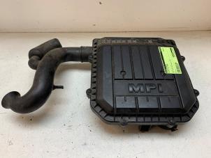 Begagnade Luftfilterhus Volkswagen Up! (121) 1.0 12V 60 Pris € 50,00 Marginaltabell erbjuds av Autodemontage van de Laar