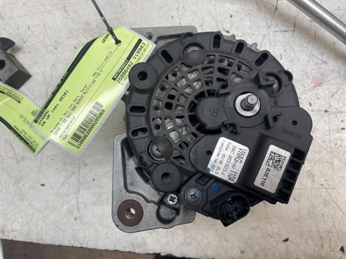 Begagnade Dynamo Volkswagen Up! (121) 1.0 12V 60 Pris € 45,00 Marginaltabell erbjuds av Autodemontage van de Laar