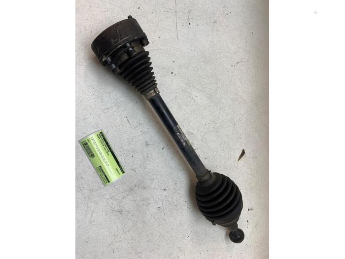Gebrauchte Antriebswelle links vorne Skoda Octavia (5EAA) 1.6 TDI GreenTec 16V Preis € 50,00 Margenregelung angeboten von Autodemontage van de Laar