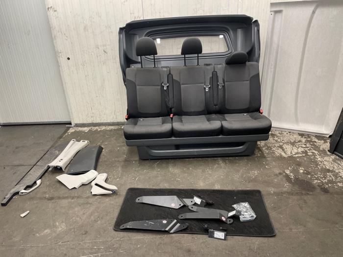 Usagé Cabine double Fiat Talento 2.0 EcoJet BiTurbo 145 Prix € 750,00 Règlement à la marge proposé par Autodemontage van de Laar