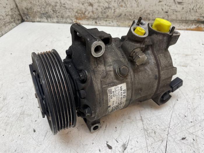 Usagé Compresseur de clim MAN TGE 2.0 TDI Prix € 125,00 Règlement à la marge proposé par Autodemontage van de Laar