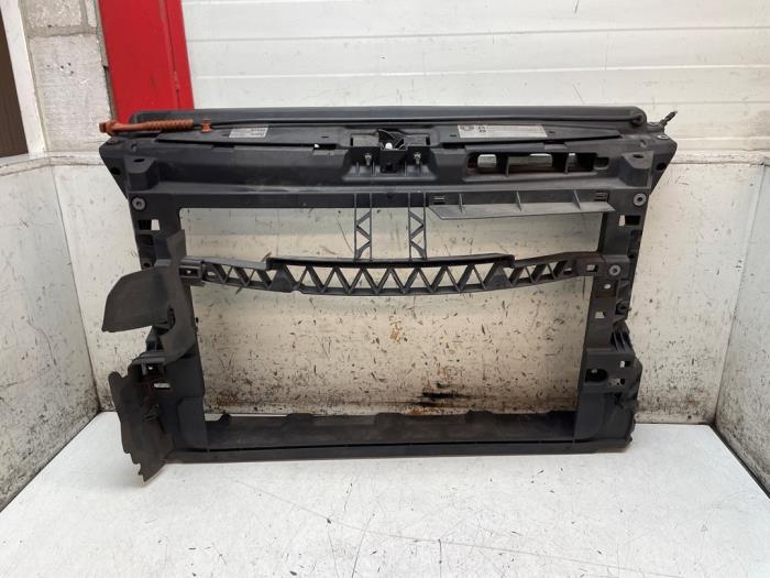 Begagnade Front Volkswagen Polo V (6R) 1.2 TDI 12V BlueMotion Pris € 150,00 Marginaltabell erbjuds av Autodemontage van de Laar