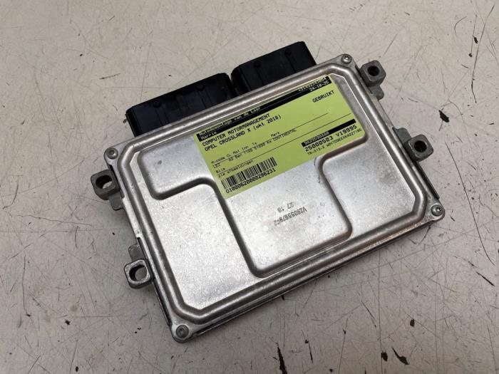 Engine management computer from a Opel Crossland (X) 1.2 12V 2018