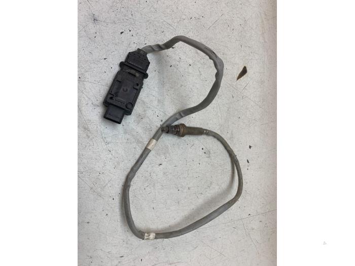 Begagnade NOx-sensor Volkswagen Caddy Cargo V (SBA/SBH) 2.0 TDI BlueMotionTechnology Pris € 175,00 Marginaltabell erbjuds av Autodemontage van de Laar