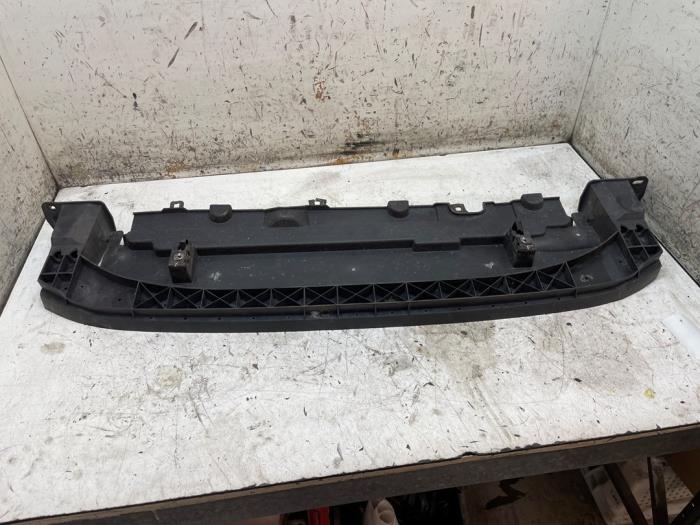 Usados Parachoque placa base Citroen C3 Picasso (SH) 1.6 HDi 90 Precio de solicitud ofrecido por Autodemontage van de Laar