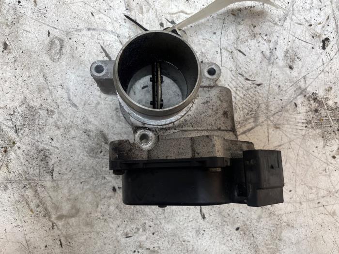 Usagé Boîtier accélérateur Volkswagen Caddy III (2KA,2KH,2CA,2CH) 1.6 TDI 16V Prix € 35,00 Règlement à la marge proposé par Autodemontage van de Laar