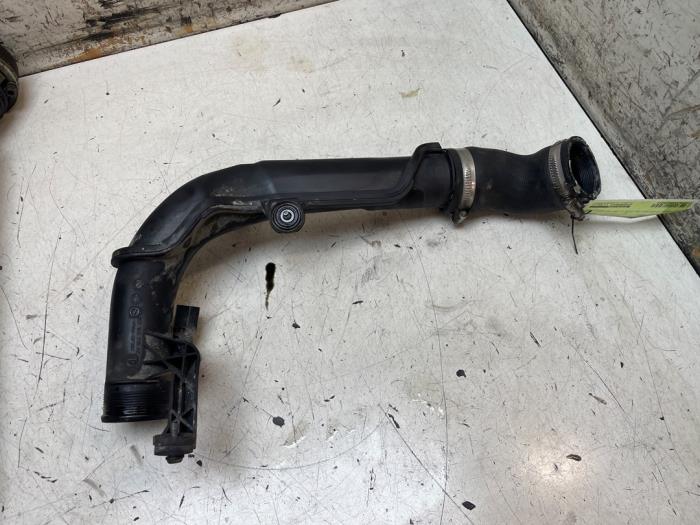 Gebrauchte Intercooler Rohr Volkswagen Caddy III (2KA,2KH,2CA,2CH) 1.6 TDI 16V Preis auf Anfrage angeboten von Autodemontage van de Laar