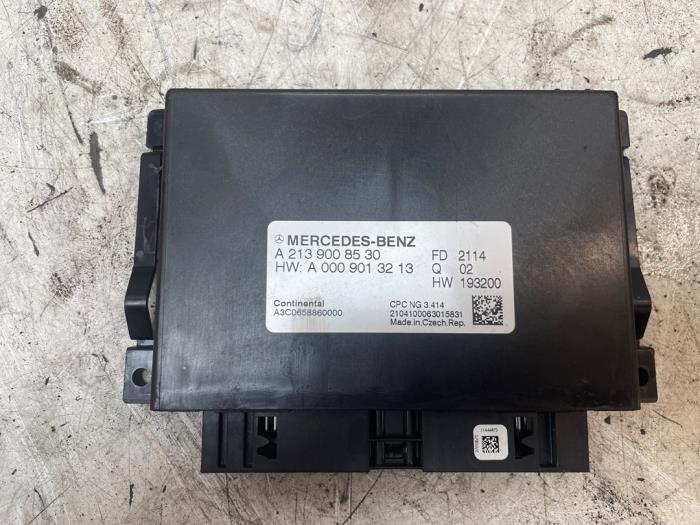 Used Automatic gearbox computer Mercedes Sprinter 5t (907.6) 515 CDI 2.0 D RWD Price € 100,00 Margin scheme offered by Autodemontage van de Laar