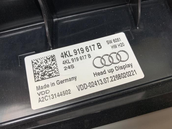 Frontscheibenanzeige van een Audi e-tron Sportback (GEA) 50 2022