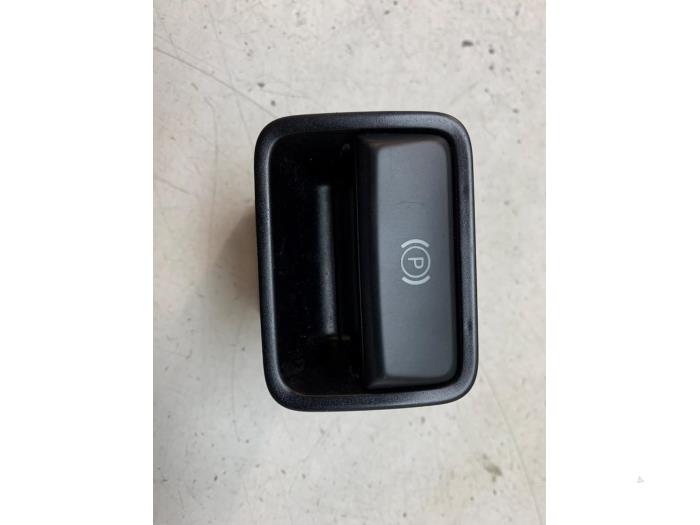 Gebrauchte Handbremse Schalter Mercedes B (W246/W242) 2.2 B-220 CDI BlueEFFICIENCY,d 16V Preis € 10,00 Margenregelung angeboten von Autodemontage van de Laar