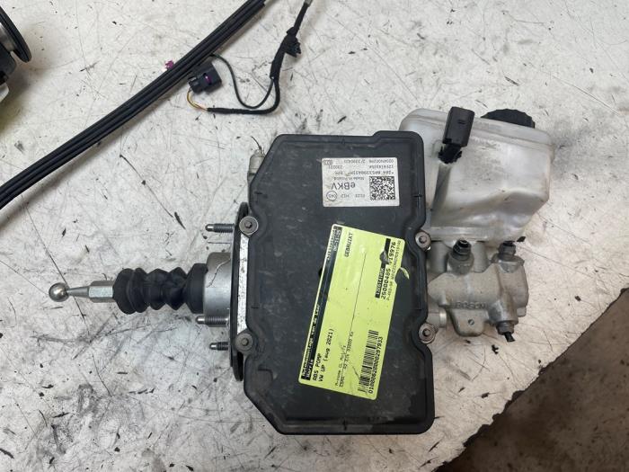 Used ABS pump Volkswagen Up! (121) e-Up! Price on request offered by Autodemontage van de Laar