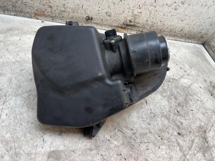 Begagnade Luftfilterhus Opel Astra K Sports Tourer 1.0 Turbo 12V Pris € 50,00 Marginaltabell erbjuds av Autodemontage van de Laar