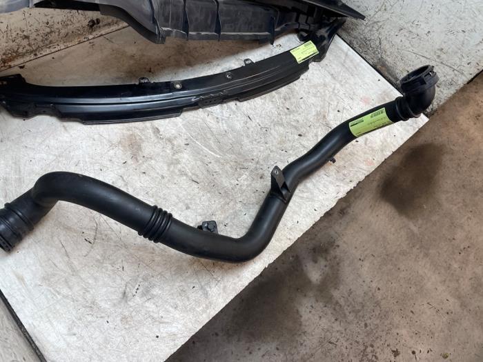 Begagnade Luftintagsslang Opel Astra K Sports Tourer 1.0 Turbo 12V Pris € 50,00 Marginaltabell erbjuds av Autodemontage van de Laar
