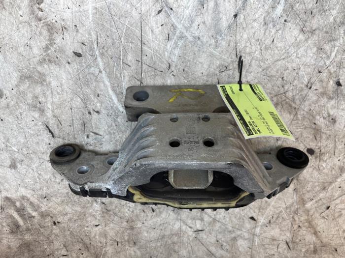 Used Engine mount Opel Astra K Sports Tourer 1.0 Turbo 12V Price € 35,00 Margin scheme offered by Autodemontage van de Laar