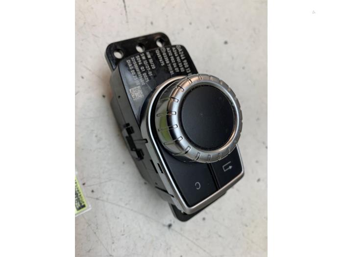 Used On-board computer controller Mercedes A (W176) 1.6 A-180 16V Price € 25,00 Margin scheme offered by Autodemontage van de Laar
