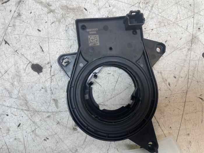 Usados Sensor de ángulo de dirección Smart Forfour (453) 1.0 12V Precio € 25,00 Norma de margen ofrecido por Autodemontage van de Laar