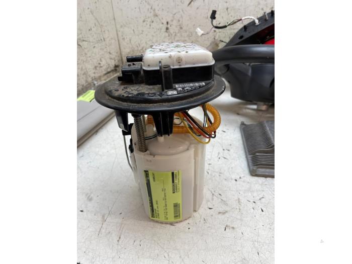 Usagé Pompe essence Citroen C3 (SX/SW) 1.2 12V e-THP PureTech 110 Prix € 125,00 Règlement à la marge proposé par Autodemontage van de Laar