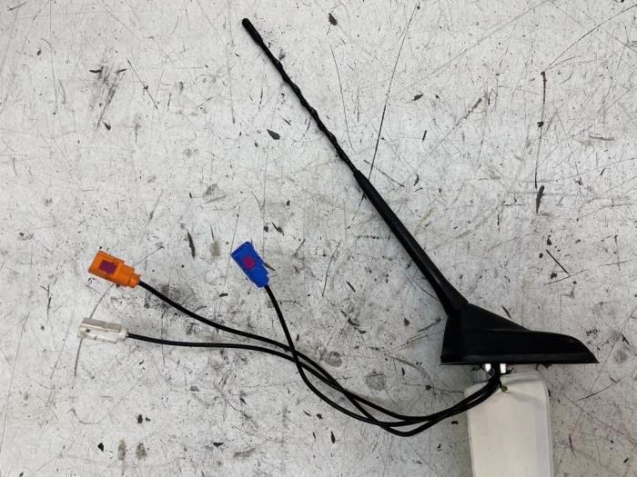 Używane Antena GPS Citroen C3 (SX/SW) 1.2 12V e-THP PureTech 110 Cena na żądanie oferowane przez Autodemontage van de Laar