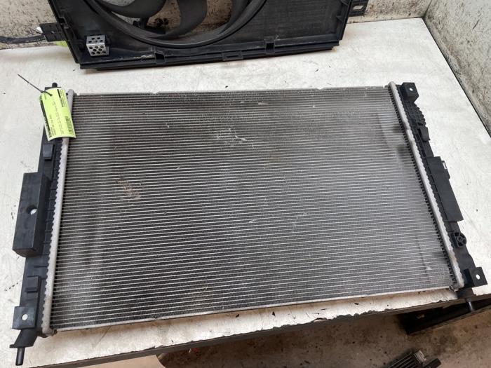 Gebrauchte Kühler Peugeot 308 (L3/L8/LB/LH/LP) 1.2 12V e-THP PureTech 130 Preis auf Anfrage angeboten von Autodemontage van de Laar