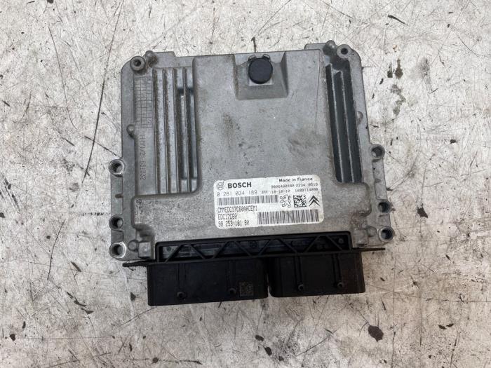 Used Engine management computer Opel Combo Cargo 1.6 CDTI 100 Price on request offered by Autodemontage van de Laar