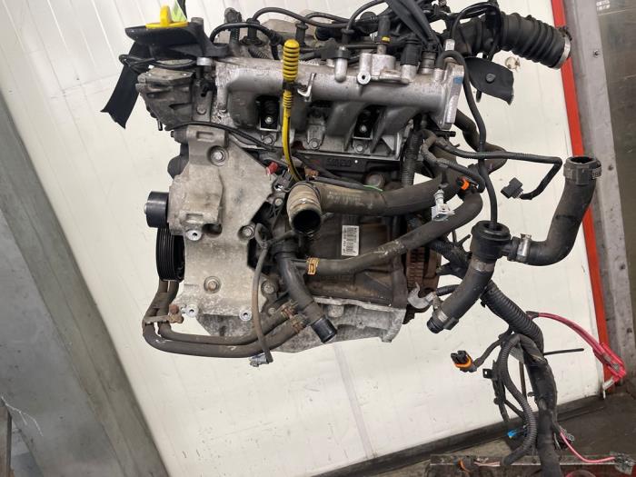 Używane Silnik Renault Modus/Grand Modus (JP) 1.2 16V Cena € 350,00 Procedura marży oferowane przez Autodemontage van de Laar