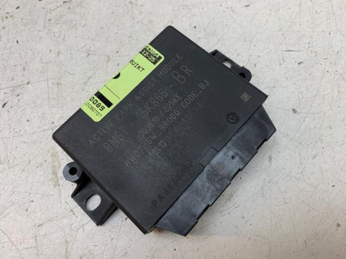 Begagnade PDC-modul Ford Focus 3 Wagon 1.0 Ti-VCT EcoBoost 12V 125 Pris € 40,00 Marginaltabell erbjuds av Autodemontage van de Laar