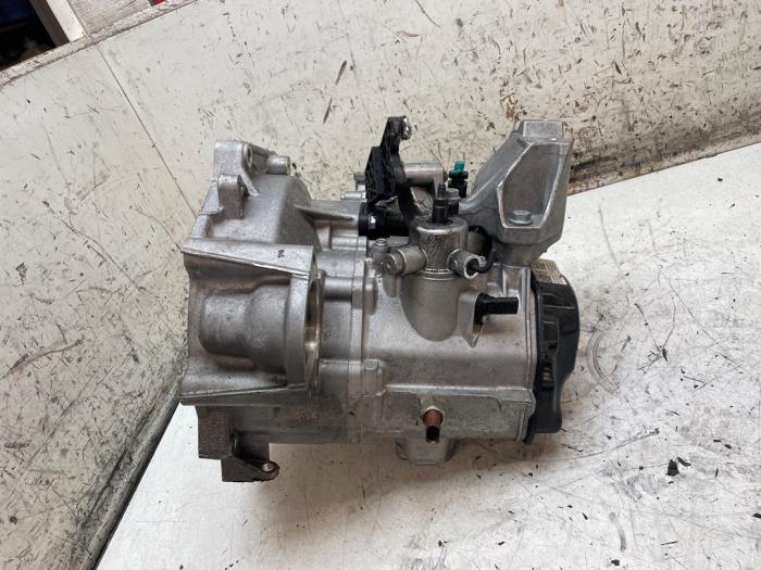 Gebrauchte Getriebe Volkswagen Taigo 1.0 TSI 95 12V Preis € 900,00 Margenregelung angeboten von Autodemontage van de Laar