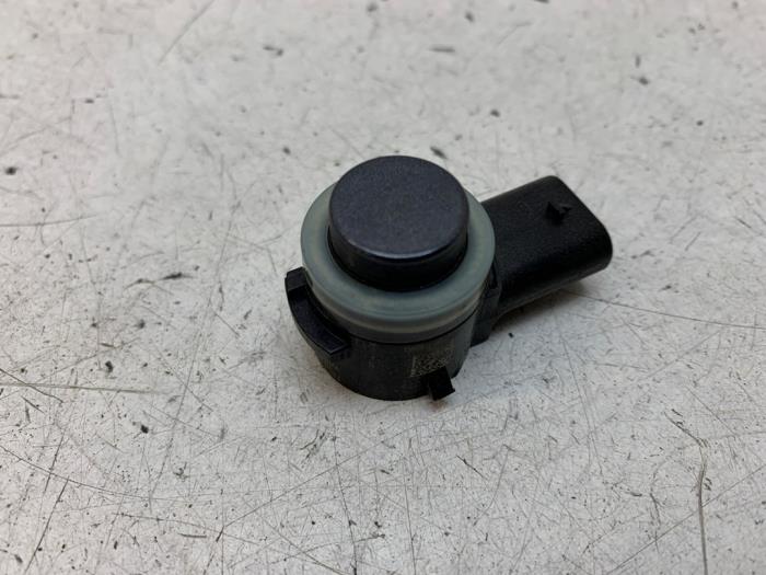 Gebrauchte PDC Sensor Tesla Model 3 Long Range AWD 75 kWh Preis € 22,00 Margenregelung angeboten von Autodemontage van de Laar