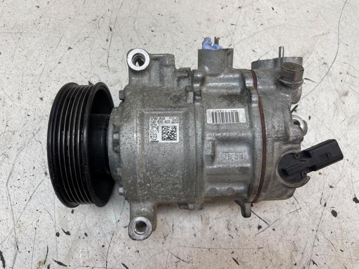 Usagé Pompe clim Volkswagen Golf VII (AUA) 1.4 TSI 16V Prix € 100,00 Règlement à la marge proposé par Autodemontage van de Laar