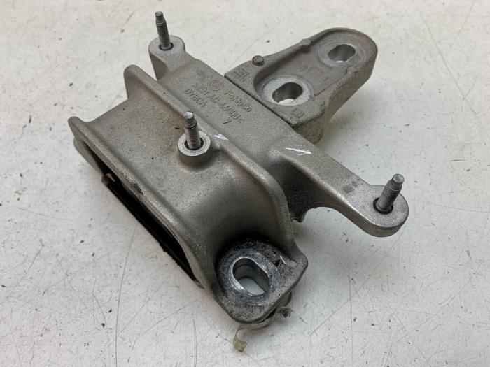 Used Engine mount Ford EcoSport (JK8) 1.0 EcoBoost 12V 125 Price € 25,00 Margin scheme offered by Autodemontage van de Laar