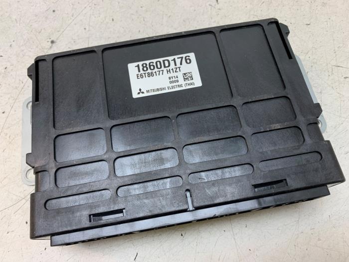 Engine management computer from a Mitsubishi Space Star (A0) 1.0 12V 2019