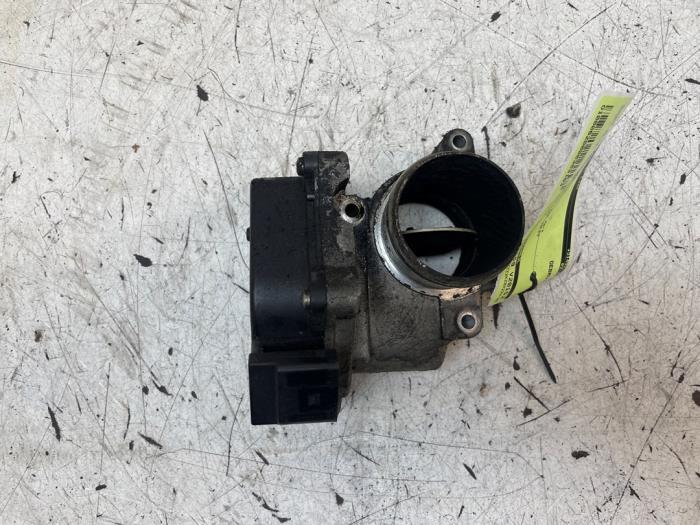 Gebrauchte Drosselklappengehäuse Volkswagen Caddy Combi III (2KB,2KJ) 1.6 TDI 16V Preis auf Anfrage angeboten von Autodemontage van de Laar