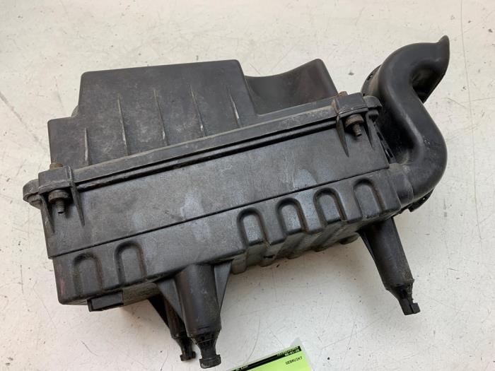 Begagnade Luftfilterhus Ford Transit Connect 1.8 TDCi 90 Pris på förfrågan erbjuds av Autodemontage van de Laar