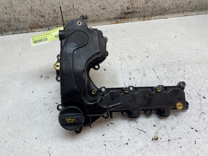 Gebrauchte Ventildeckel Peugeot 308 (L3/L8/LB/LH/LP) 1.2 12V e-THP PureTech 130 Preis auf Anfrage angeboten von Autodemontage van de Laar