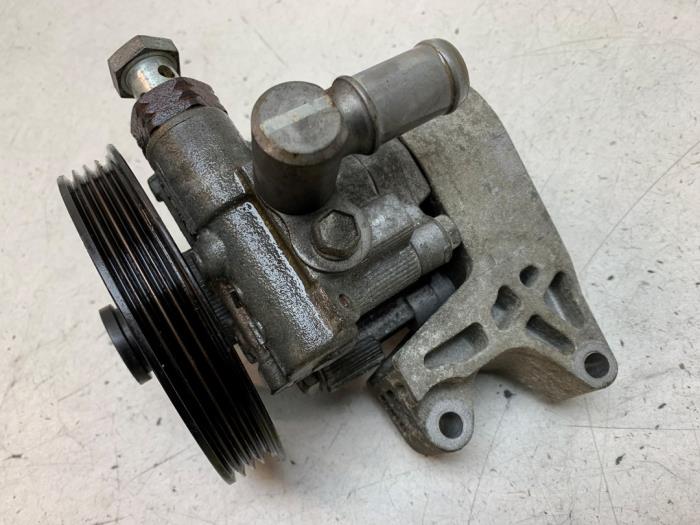 Usagé Pompe de direction Opel Insignia 1.8 16V Ecotec Prix sur demande proposé par Autodemontage van de Laar