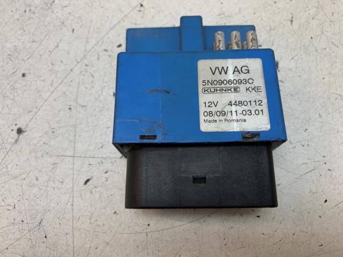 Usagé Module pompe carburant Audi Q3 (8UB/8UG) 2.0 16V TFSI 170 Quattro Prix € 40,00 Règlement à la marge proposé par Autodemontage van de Laar
