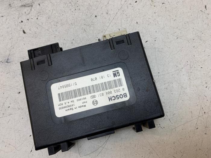 Begagnade PDC-modul Opel Zafira (M75) 2.2 16V Direct Ecotec Pris € 35,00 Marginaltabell erbjuds av Autodemontage van de Laar