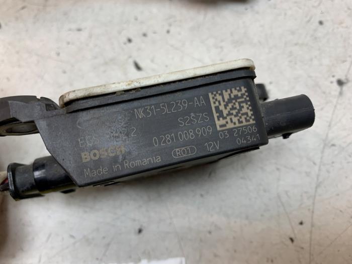 Nox Sensor van een Ford Transit Custom 2.0 TDCi 16V Eco Blue 130 2022