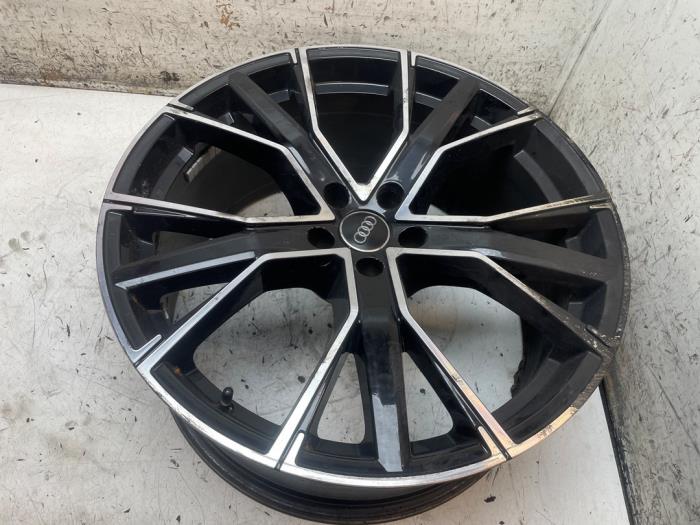 Używane Obrecz Audi e-tron (GEN) 55 quattro Cena € 150,00 Procedura marży oferowane przez Autodemontage van de Laar
